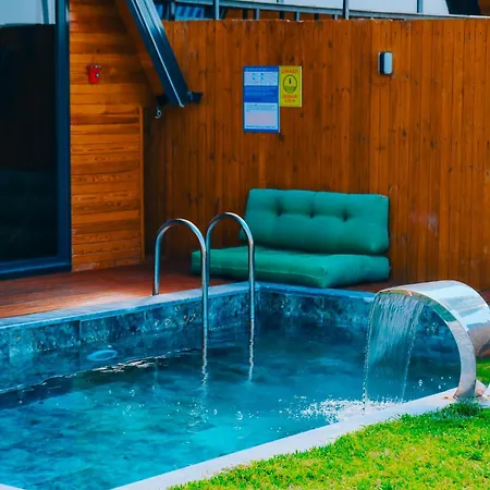 Bungorise Garden Hot Pool And Big Garden *