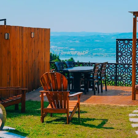 Bungorise Garden Hot Pool And Big Garden Chalet
