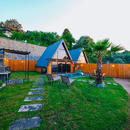Bungorise Garden Hot Pool And Big Garden *