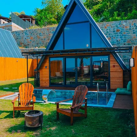 Bungorise Garden Hot Pool And Big Garden Chalet Sapanca