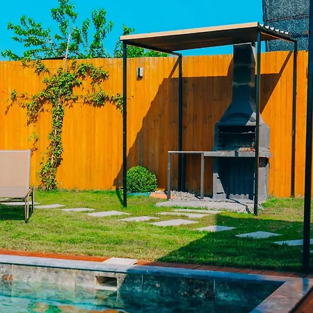 Chalet Bungorise Garden Hot Pool And Big Garden Sapanca