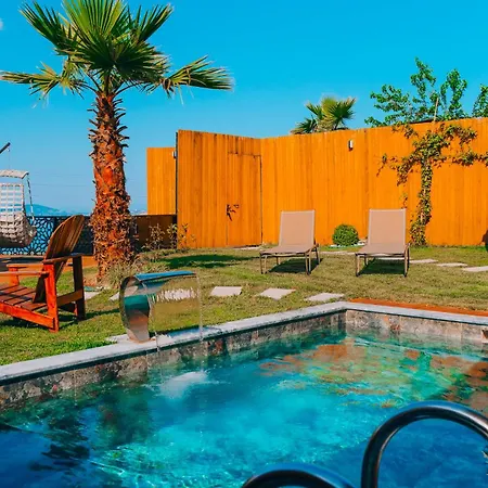 Chalet Bungorise Garden Hot Pool And Big Garden *