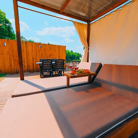 Chalet Bungorise Garden Hot Pool And Big Garden Sapanca